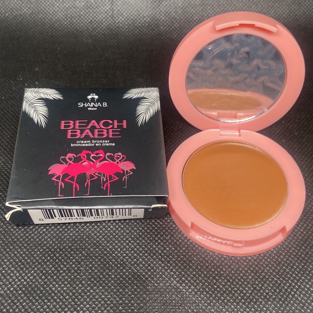 Shaina B Beach Babe cream bronzer With Lipgloss - Picture 5 of 6